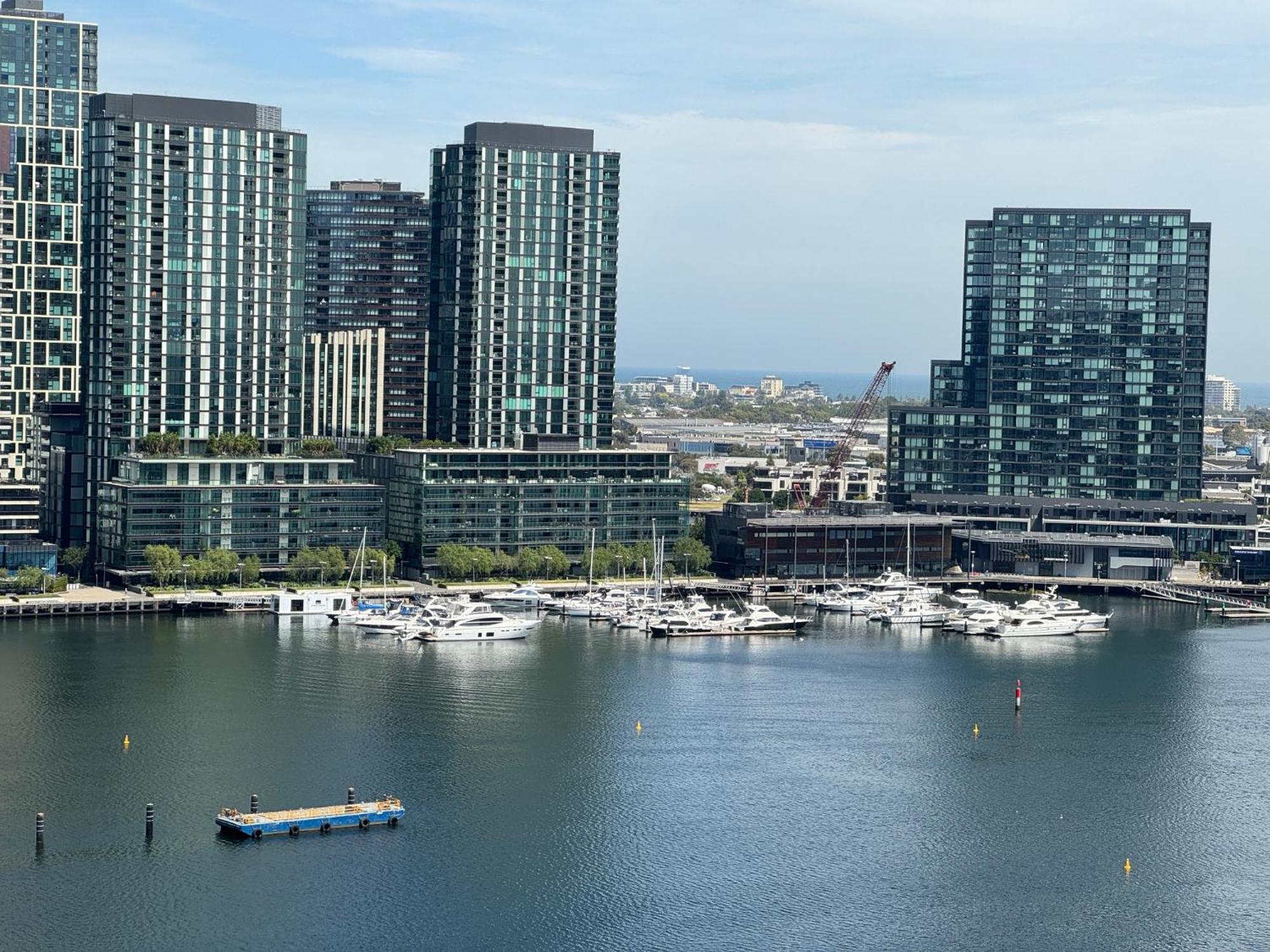 Akom At Docklands Melbourne Esterno foto